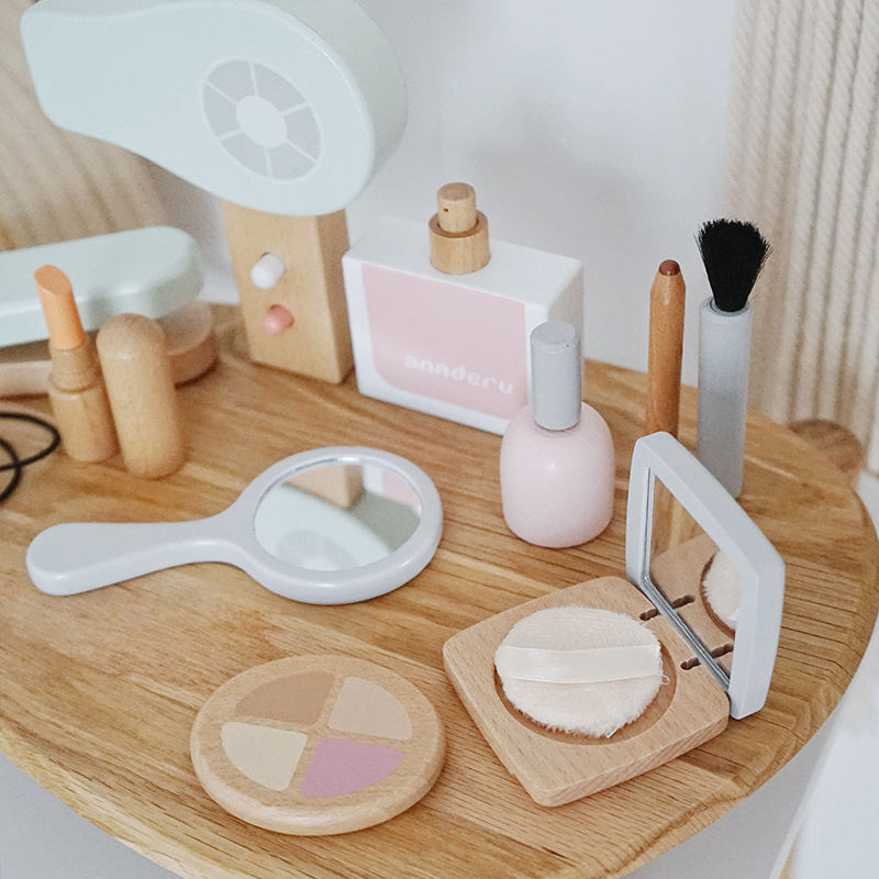 New Children Wooden Simulation - Beauty Makeup Games Free ulasan dan harga
